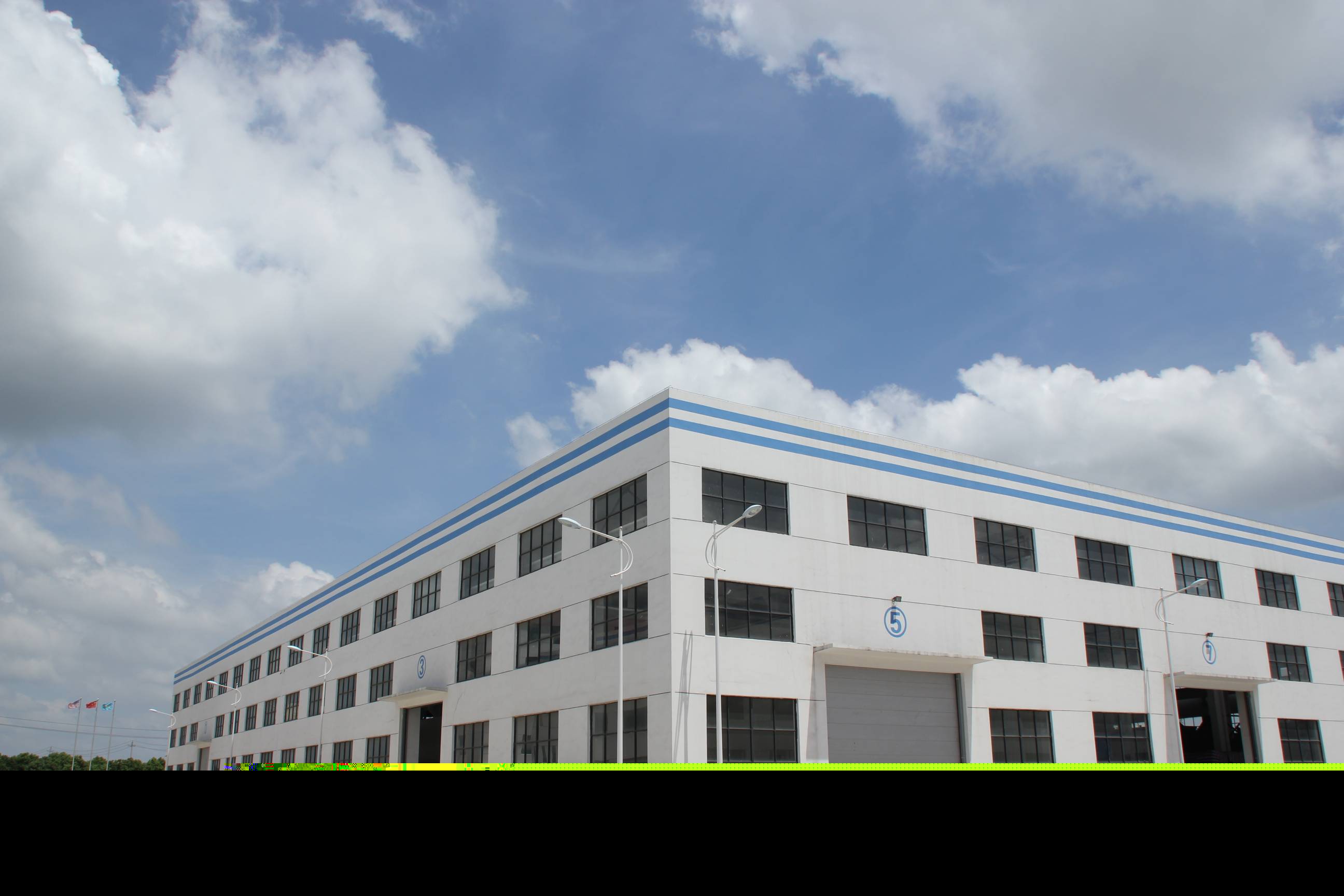 com_1 img-responsive